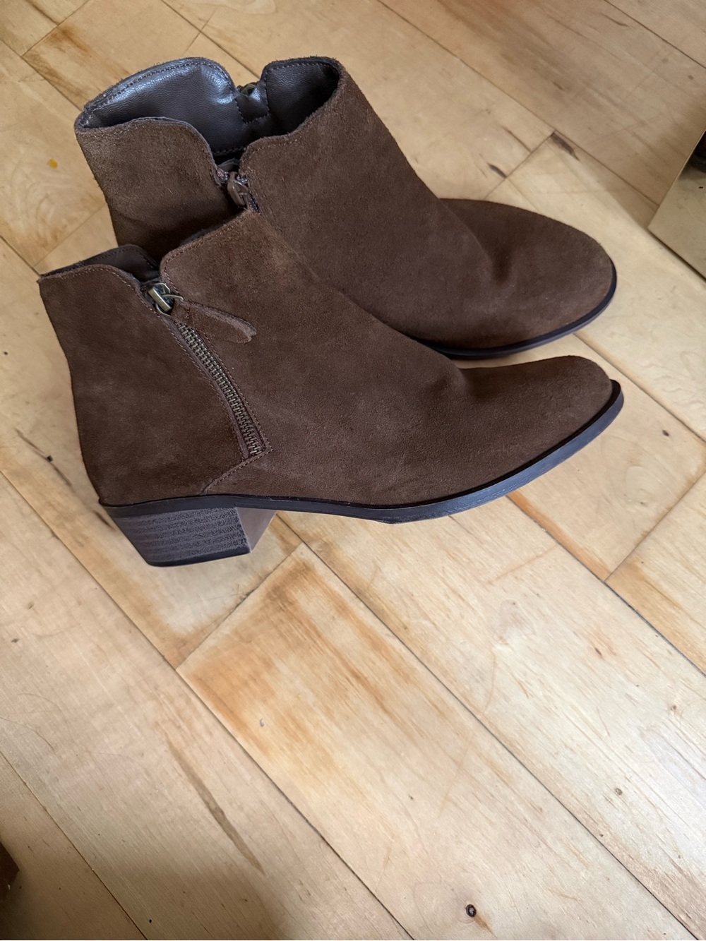 Kensie Brown Suede Side-Zip Ankle Booties